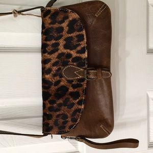 Patricia Nash Crossbody/Wristlet Leather Bag